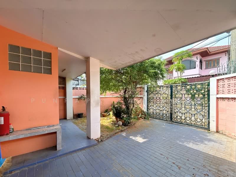 หลักสี่แลนด์ ดอนเมือง, กรุงเทพ, โกสุมรวมใจ 39, สีกัน, ดอนเมือง, กรุงเทพ, 150 ตร.ม., บ้านแฝด ขาย, โดย Punpapa Rassamee, 500157317 - DDproperty.com