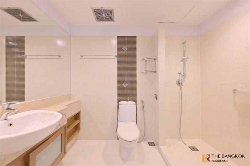 Asoke Towers, Bangkok, Sukhumvit 21 Road, Khlongtoei Nua, Watthana, Bangkok, 1 Bedroom, 78 sqm, Condo For Sale, by Sirirut Havee Akehurst, 500157321 - DDproperty.com