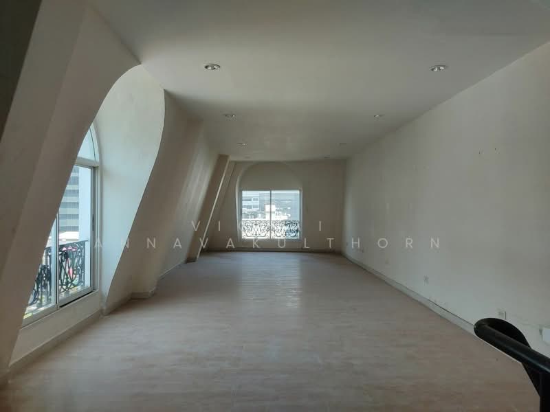 Silom Plaza, Bangkok, Silom, Bang Rak, Bangkok, , 240 sqm, Shophouse For Rent, by Vichai  Annavakulthorn, 500157346 - DDproperty.com
