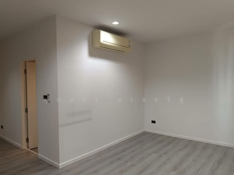 Baan Klang Muang Ratchayothin : บ้านกลางเมือง รัชโยธิน, กรุงเทพ, 464 ซอยพหลโยธิน, เสนานิคม, จตุจักร, กรุงเทพ, 280 ตร.ม., ทาวน์เฮ้าส์ ให้เช่า, โดย คุณแจง นวลศรีฟู, 500157401 - DDproperty.com