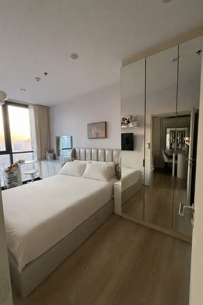 Oka Haus Sukhumvit 36, Bangkok, 3399 Rama 4 Road, Khong Tan, Khlong Toei, Bangkok, 1 Bedroom, 35 sqm, Condo For Sale, by Jittarat Kunthong, 500157404 - DDproperty.com
