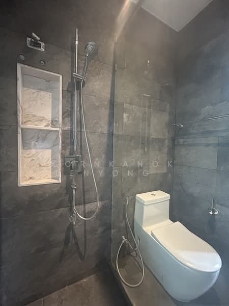 BuGaan Yothinpattana, Bangkok, 98 Soi Nawamin 111 Yak 12, Nawamin, Bueng Kum, Bangkok, 5 Bedrooms, 737 sqm, Single Detached House For Sale, by Kornkanok Yuenyonghattaporn, 500157431 - DDproperty.com