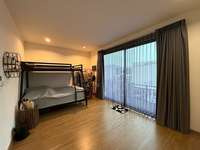 The Canvas Sukhumvit-Samrong, Samut Prakan, Thang Rotfai Sai Kao Paknam Road, Sam Rong, Phra Pra Daeng, Samut Prakan, 3 Bedrooms, 160 sqm, Townhouse For Sale, by NRagent, 500157441 - DDproperty.com