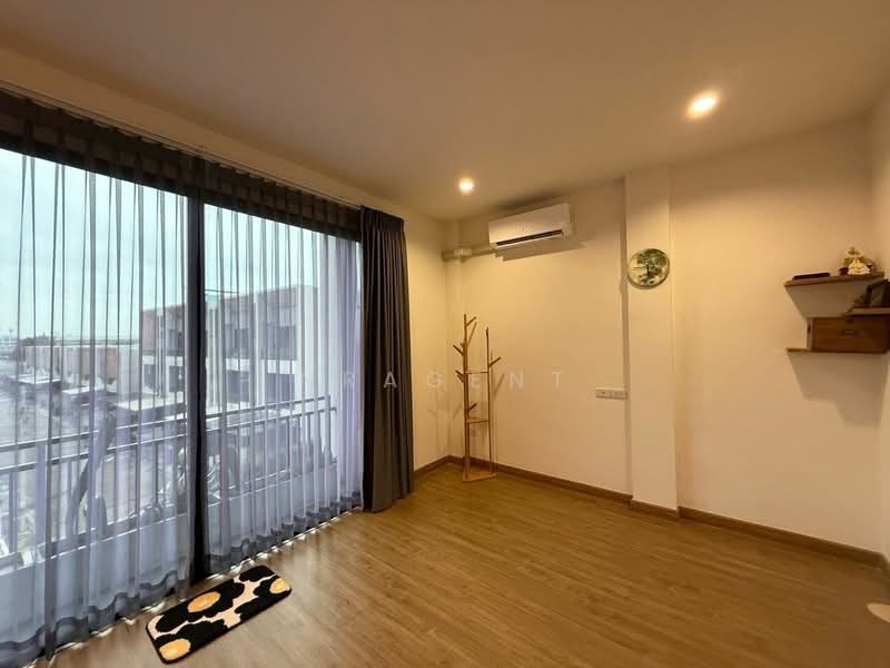 The Canvas Sukhumvit-Samrong, Samut Prakan, Thang Rotfai Sai Kao Paknam Road, Sam Rong, Phra Pra Daeng, Samut Prakan, 3 Bedrooms, 160 sqm, Townhouse For Sale, by NRagent, 500157441 - DDproperty.com
