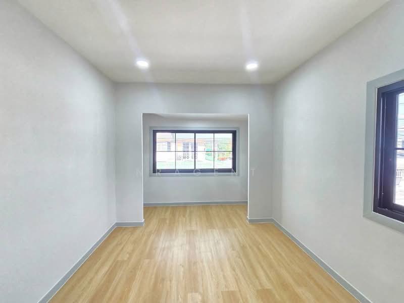 Baan Pruksa 14 B, Nonthaburi, Bang Khu Rat, Bang Bua Thong, Nonthaburi, 4 Bedrooms, 100 sqm, Townhouse For Sale, by NRagent, 500157448 - DDproperty.com