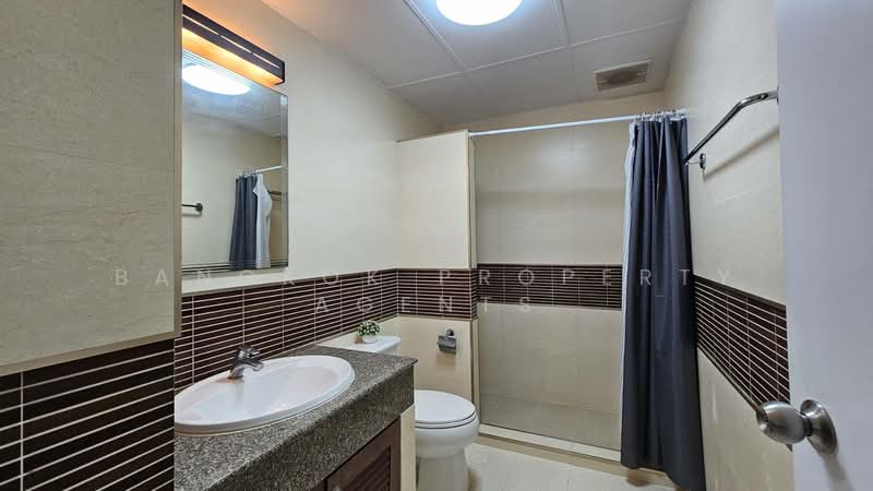 Top View Tower, Bangkok, Soi Sukhumvit 59, Khlong Tan Nua, Watthana, Bangkok, 3 Bedrooms, 130 sqm, Condo For Rent, by BANGKOK PROPERTY AGENTS, 500157467 - DDproperty.com