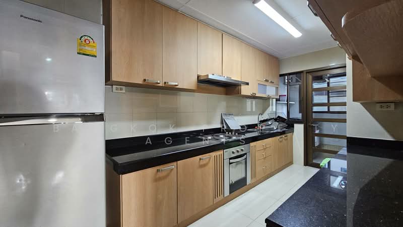 Top View Tower, Bangkok, Soi Sukhumvit 59, Khlong Tan Nua, Watthana, Bangkok, 3 Bedrooms, 130 sqm, Condo For Rent, by BANGKOK PROPERTY AGENTS, 500157467 - DDproperty.com