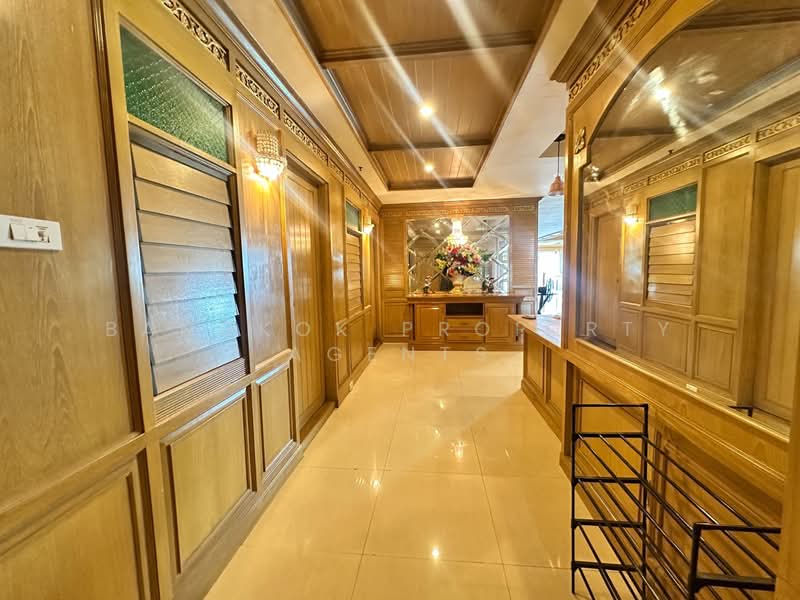 Crystal Garden Condominium : คริสตัล การ์เด้น, กรุงเทพ, 217 ถนนสุขุมวิท ซอย 4, คลองเตย, คลองเตย, กรุงเทพ, 220 ตร.ม., คอนโด ให้เช่า, โดย BANGKOK PROPERTY AGENTS, 500157479 - DDproperty.com