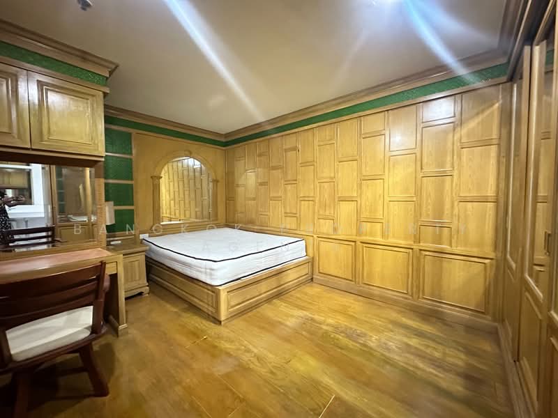 Crystal Garden, Bangkok, 217 Sukhumvit 4 Alley, Khlong Toei, Khlong Toei, Bangkok, 4 Bedrooms, 220 sqm, Condo For Rent, by BANGKOK PROPERTY AGENTS, 500157479 - DDproperty.com