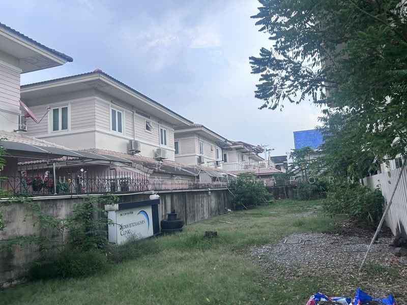 Land + Beauty Clinic Business for sale, 3 Building+ 1 Single house (392 sq.wa) Parking, Bangkok, ถนนเสนานิคม, Sena Nikhom, Chatuchak, Bangkok, , 1,568 sqm, Land For Sale, by Kornkanok Yuenyonghattaporn, 500157499 - DDproperty.com