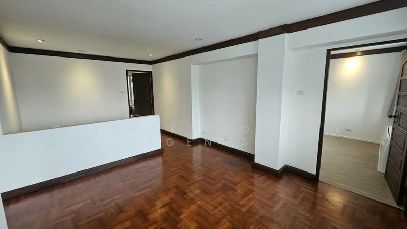 Yada Residential, Bangkok, 16 Phrom Sak Alley, Khlong Tan Nua, Watthana, Bangkok, 3 Bedrooms, 212 sqm, Condo For Rent, by BANGKOK PROPERTY AGENTS, 500157504 - DDproperty.com