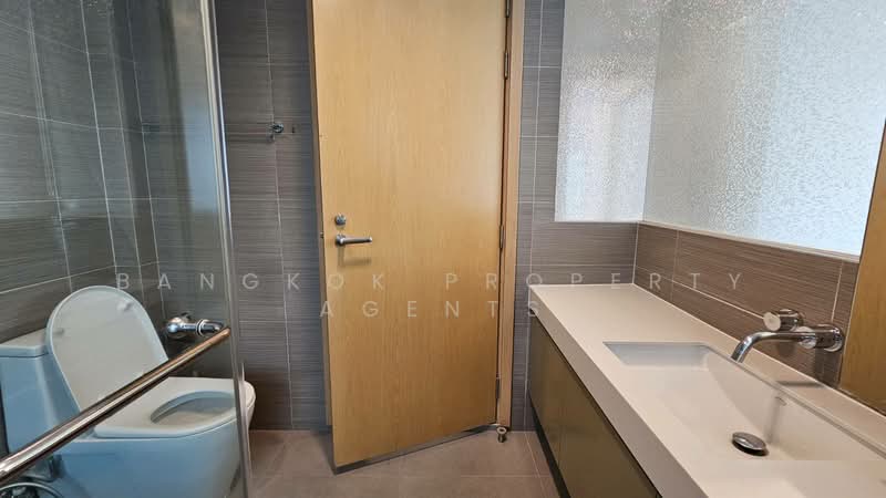 Siri At Sukhumvit, Bangkok, 902 Sukhumvit Road, Phra Kanong, Khlong Toei, Bangkok, 3 Bedrooms, 113 sqm, Condo For Rent, by BANGKOK PROPERTY AGENTS, 500157515 - DDproperty.com