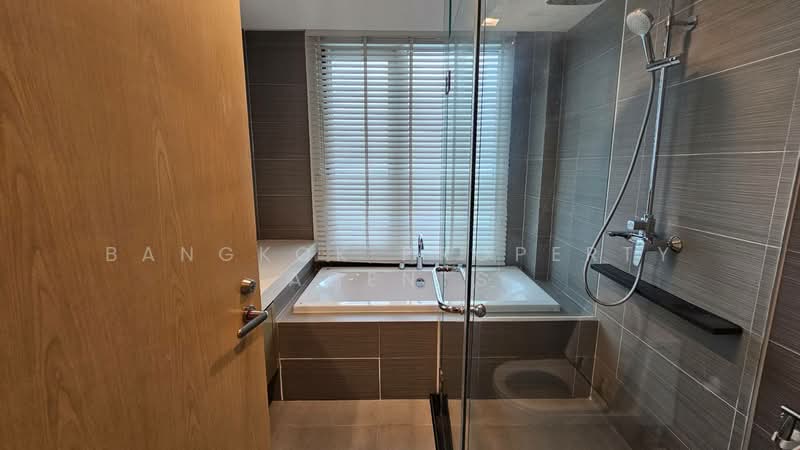 Siri At Sukhumvit, Bangkok, 902 Sukhumvit Road, Phra Kanong, Khlong Toei, Bangkok, 3 Bedrooms, 113 sqm, Condo For Rent, by BANGKOK PROPERTY AGENTS, 500157515 - DDproperty.com