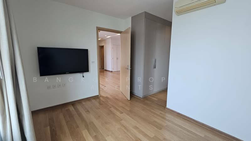 Siri At Sukhumvit, Bangkok, 902 Sukhumvit Road, Phra Kanong, Khlong Toei, Bangkok, 3 Bedrooms, 113 sqm, Condo For Rent, by BANGKOK PROPERTY AGENTS, 500157515 - DDproperty.com