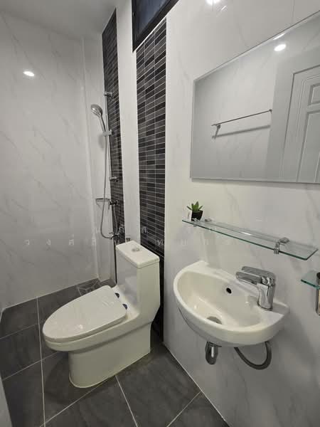 โครงการ คณาวิลล์ รามอินทรา117 ซอยเจริญพัฒนา7 บางชัน คลองสามวา, Bangkok, Bang Chun, Khlong Sam Wa, Bangkok, 2 Bedrooms, 80 sqm, Townhouse For Sale, by นภัสศรณ์ วงศ์สินไทยกร (นันท์), 500157519 - DDproperty.com