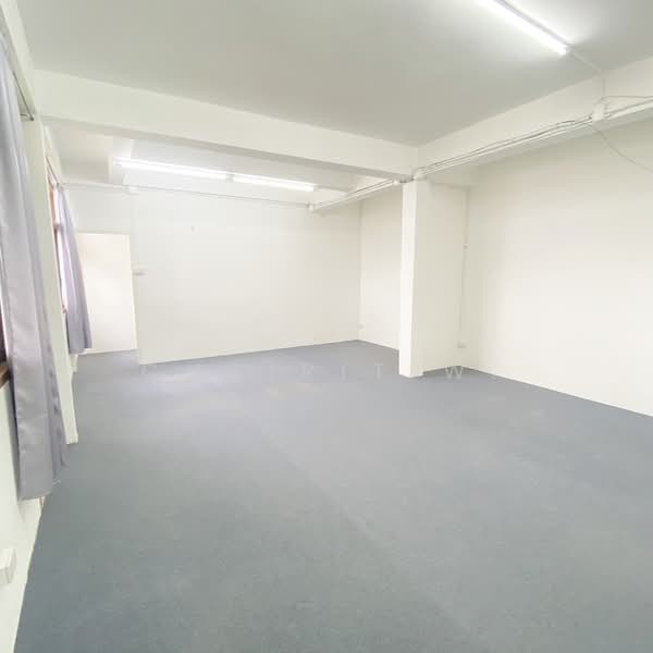 Office for rent MRT Bangkae ( Phet Kasem Road.), Bangkok, เพชรเกษม 62/2, Bang Kae Nua, Bang Khae, Bangkok, , 30 sqm, Office Space For Rent, by Chairit Wong, 500157521 - DDproperty.com