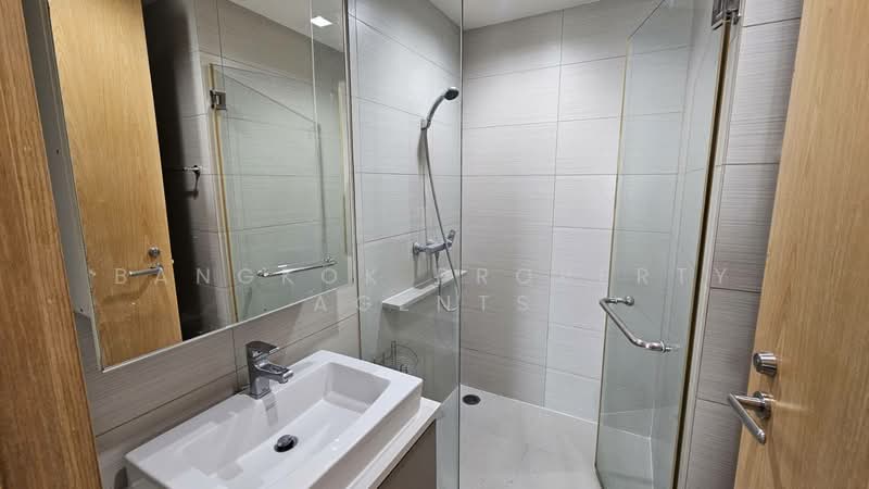 Siri At Sukhumvit, Bangkok, 902 Sukhumvit Road, Phra Kanong, Khlong Toei, Bangkok, 2 Bedrooms, 69 sqm, Condo For Rent, by BANGKOK PROPERTY AGENTS, 500157524 - DDproperty.com