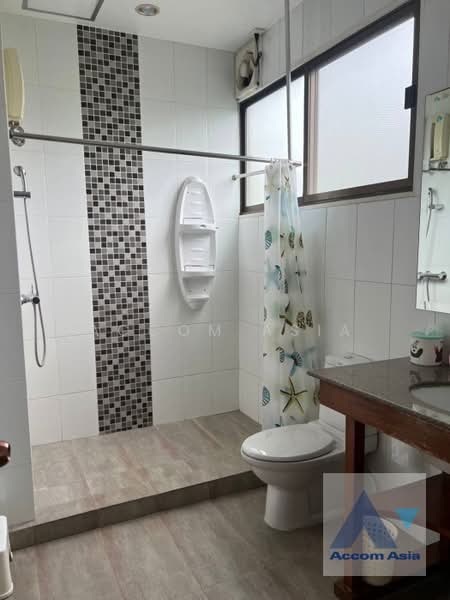 Thonglor Garden Place, Bangkok, Khlong Tan Nua, Watthana, Bangkok, 3 Bedrooms, 300 sqm, Townhouse For Sale, by Accom Asia, 500157527 - DDproperty.com