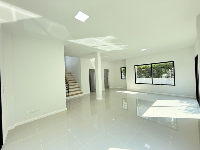 The Centro Watcharapol, Bangkok, Sukhaphiban 5 Road, O-Ngoen, Sai Mai, Bangkok, 3 Bedrooms, 171 sqm, Single Detached House For Sale, by คุณ ศศิวิภา พูลทา, 500157576 - DDproperty.com