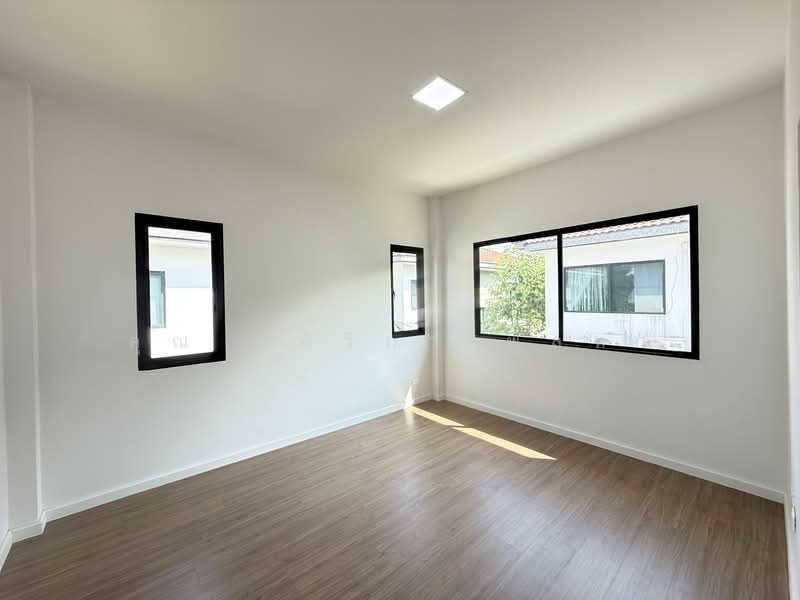 The Centro Watcharapol, Bangkok, Sukhaphiban 5 Road, O-Ngoen, Sai Mai, Bangkok, 3 Bedrooms, 171 sqm, Single Detached House For Sale, by คุณ ศศิวิภา พูลทา, 500157576 - DDproperty.com