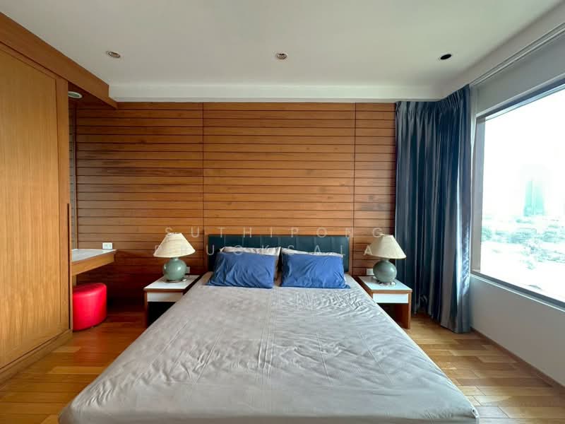 The Emporio Place, Bangkok, 93 Soi Sukhumvit 24, Sukhumvit Road, Khong Tan, Khlong Toei, Bangkok, 1 Bedroom, 65 sqm, Condo For Rent, by Suthipong Prucksalai, 500157603 - DDproperty.com