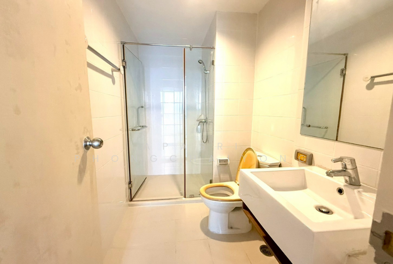 Max Condominium Kaset-Vibhavadi, Bangkok, 124 Moo 2, Vibhavadi Rangsit Rd, Talat Bang Khen, Lak Si, Bangkok, 2 Bedrooms, 48 sqm, Condo For Sale, by Apasri Phongchaiyong, 500157605 - DDproperty.com