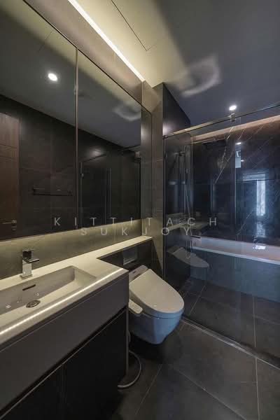 The Esse at Singha Complex, Bangkok, 1788 New Petchaburi Rd, Khlongtoei Nua, Watthana, Bangkok, 1 Bedroom, 50 sqm, Condo For Rent, by Kittitach Sukjoy, 500157609 - DDproperty.com