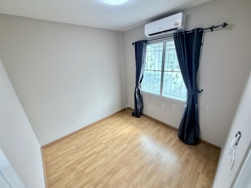 Areeya The Color 1, Bangkok, Lat Pla Khao Road, Chorake Bua, Lat Phrao, Bangkok, 3 Bedrooms, 200 sqm, Townhouse For Rent, by Correct Property, 500157615 - DDproperty.com