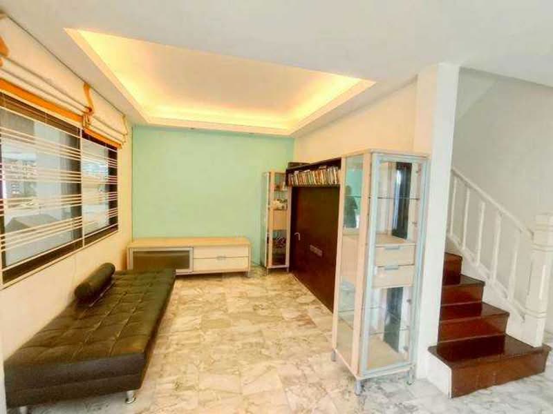 ทาวน์เฮ้าส์ให้เช่า ทำเลดี เดินทางสะดวก, Pathum Thani, Lat Sawai, Lam Luk Ka, Pathum Thani, 3 Bedrooms, 38 sqm, Townhouse For Rent, by นภา, 500157618 - DDproperty.com