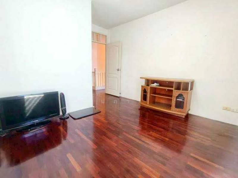 ทาวน์เฮ้าส์ให้เช่า ทำเลดี เดินทางสะดวก, Pathum Thani, Lat Sawai, Lam Luk Ka, Pathum Thani, 3 Bedrooms, 38 sqm, Townhouse For Rent, by นภา, 500157618 - DDproperty.com