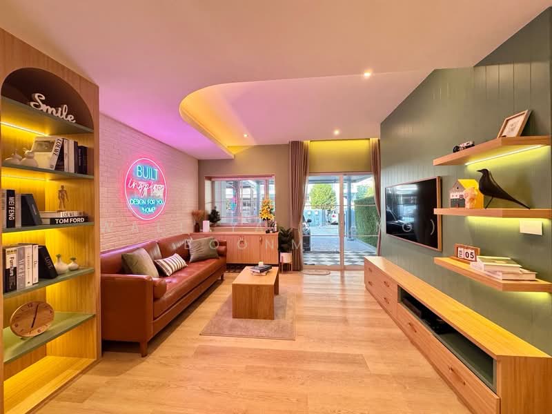 Indy Bangna-Ramkhamhaeng 2, Bangkok, Soi 7, Dok Mai, Prawet, Bangkok, 3 Bedrooms, 122 sqm, Townhouse For Rent, by Wallaya (Jang) Boonmee, 500157638 - DDproperty.com