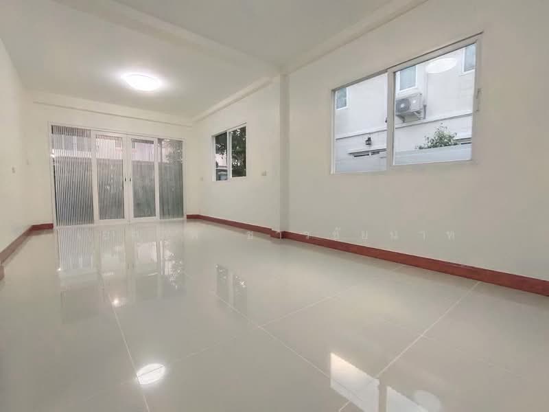 Supalai Ville Ratcahpruek-Bangbuathong : ศุภาลัย วิลล์ ราชพฤกษ์-บางบัวทอง, นนทบุรี, ถนนราชพฤกษ์ ตำบลพิมลราช อำเภอบางบัวทอง จังหวัดนนทบุรี, บางบัวทอง, บางบัวทอง, นนทบุรี, 140 ตร.ม., บ้านแฝด ขาย, โดย เอกภพ ชาวชัยนาท, 500157640 - DDproperty.com