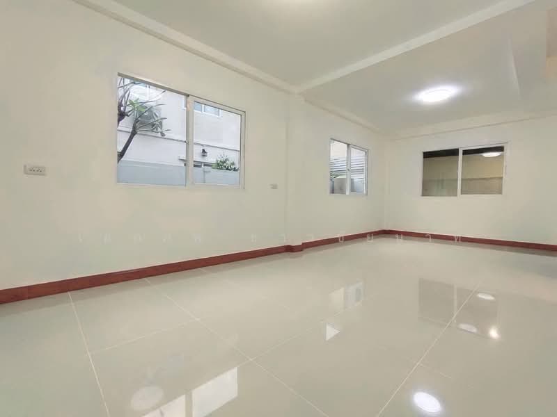 Supalai Ville Ratcahpruek-Bangbuathong : ศุภาลัย วิลล์ ราชพฤกษ์-บางบัวทอง, นนทบุรี, ถนนราชพฤกษ์ ตำบลพิมลราช อำเภอบางบัวทอง จังหวัดนนทบุรี, บางบัวทอง, บางบัวทอง, นนทบุรี, 140 ตร.ม., บ้านแฝด ขาย, โดย เอกภพ ชาวชัยนาท, 500157640 - DDproperty.com