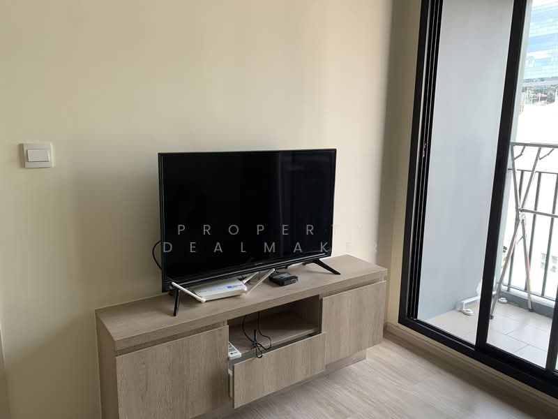 Maestro 03 Ratchada-Rama 9, Bangkok, Soi Ratchadaphisek 3 Ratchadaphisek Road, Din Daeng, Din Daeng, Bangkok, 1 Bedroom, 34 sqm, Condo For Rent, by Property Dealmaker, 500157649 - DDproperty.com