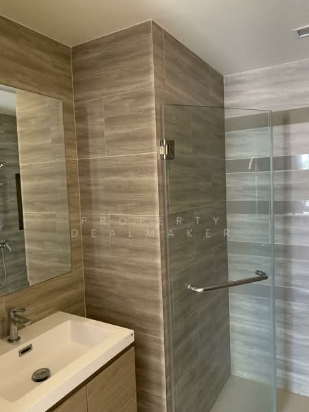 Maestro 03 Ratchada-Rama 9, Bangkok, Soi Ratchadaphisek 3 Ratchadaphisek Road, Din Daeng, Din Daeng, Bangkok, 1 Bedroom, 34 sqm, Condo For Rent, by Property Dealmaker, 500157649 - DDproperty.com