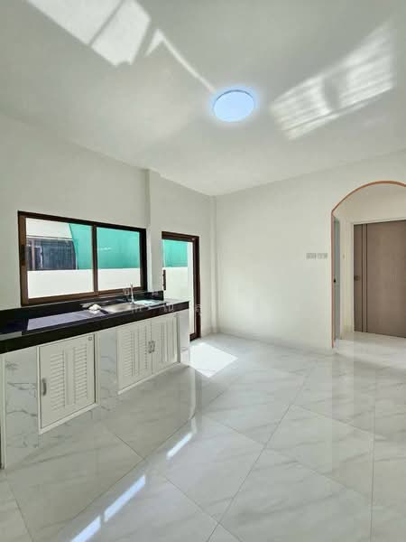 บ้านรีโนเวทใหม่ สงขลา, Songkhla, Khao Rup Chang, Muang Songkhla, Songkhla, 3 Bedrooms, 150 sqm, Semi-Detached House (Twin House) For Sale, by ชนิดาภา กัณสุทธิ์, 500157654 - DDproperty.com