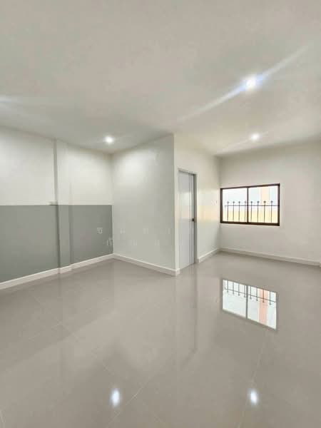 บ้านรีโนเวทใหม่ สงขลา, Songkhla, Khao Rup Chang, Muang Songkhla, Songkhla, 3 Bedrooms, 150 sqm, Semi-Detached House (Twin House) For Sale, by ชนิดาภา กัณสุทธิ์, 500157654 - DDproperty.com
