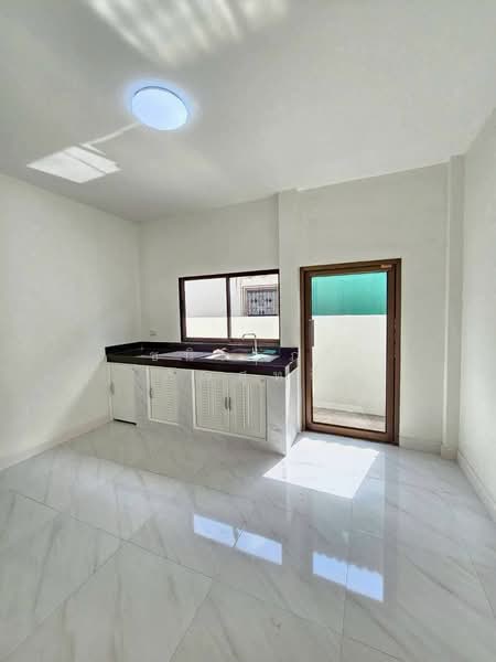 บ้านรีโนเวทใหม่ สงขลา, Songkhla, Khao Rup Chang, Muang Songkhla, Songkhla, 3 Bedrooms, 150 sqm, Semi-Detached House (Twin House) For Sale, by ชนิดาภา กัณสุทธิ์, 500157654 - DDproperty.com