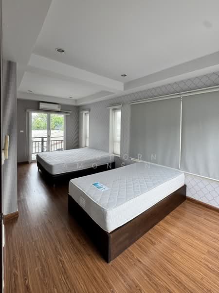 ทาวน์โฮม เอกมัย – ปรีดี พนมยงค์ 31, Bangkok, Khlong Tan Nua, Watthana, Bangkok, 3 Bedrooms, 178 sqm, Townhouse For Rent, by Jatuporn Amonsin, 500157667 - DDproperty.com