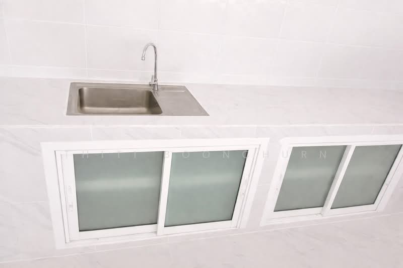 Detached House, Near KIS International School, Huai Khwang, Bangkok, Samsen Nok, Huai Khwang, Bangkok, 3 Bedrooms, 200 sqm, Single Detached House For Rent, by Thiti Boonchurn, 500157677 - DDproperty.com