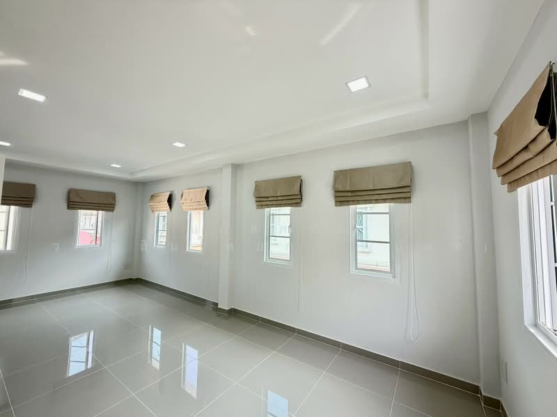 K.C. Park Ville 3, Bangkok, Sam Wa Tawan Tok, Khlong Sam Wa, Bangkok, 4 Bedrooms, 200 sqm, Single Detached House For Sale, by นภัสศรณ์ วงศ์สินไทยกร (นันท์), 500157679 - DDproperty.com