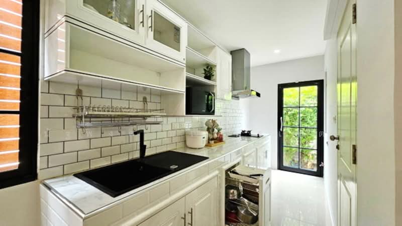 Life Bangkok Boulevard Rangsit, Pathum Thani, Rangsit - Nakhon Nayok Road, Prachathipat, Thanyaburi, Pathum Thani, 4 Bedrooms, 220 sqm, Single Detached House For Rent, by นัฐพงค์ มณีอัครเนตร, 500157688 - DDproperty.com