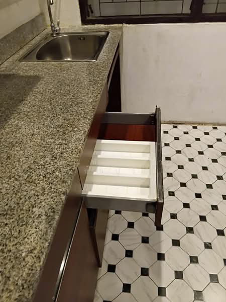 บ้านเช่าถ.วิภาวดี2 ใหล้ม.หอการค้าใกล้สสถานีตำรวจห้วยขวาง, Bangkok, Din Daeng, Din Daeng, Bangkok, 3 Bedrooms, 520 sqm, Townhouse For Rent, by ทัณฑิกา แก้วปู่วัด, 500157697 - DDproperty.com