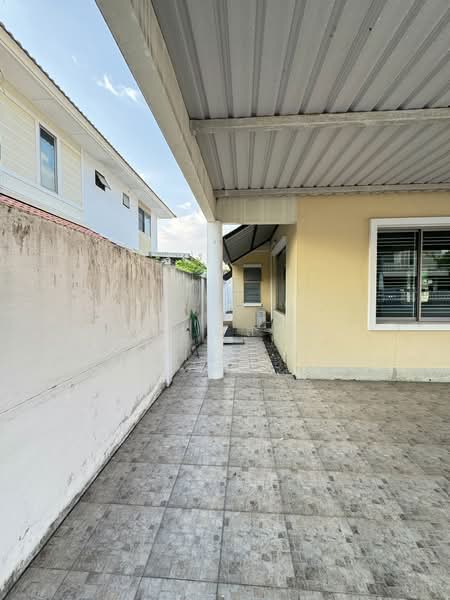 ให้เช่าบ้านเดี่ยว ม.เฮ้าส์ออฟคานารี สวนเสือ ศรีราชา, Chon Buri (Pattaya), Surasak, Si Racha, Chon Buri (Pattaya), 3 Bedrooms, 200 sqm, Single Detached House For Rent, by Dusit Saengfa, 500157710 - DDproperty.com