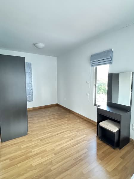 ให้เช่าบ้านเดี่ยว ม.เฮ้าส์ออฟคานารี สวนเสือ ศรีราชา, Chon Buri (Pattaya), Surasak, Si Racha, Chon Buri (Pattaya), 3 Bedrooms, 200 sqm, Single Detached House For Rent, by Dusit Saengfa, 500157710 - DDproperty.com