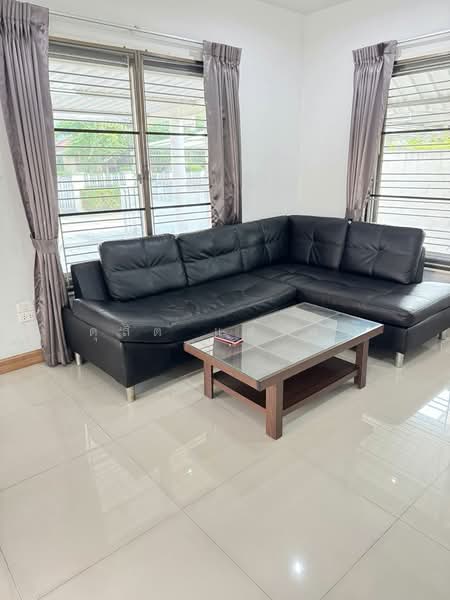 ให้เช่าบ้านเดี่ยว ม.เฮ้าส์ออฟคานารี สวนเสือ ศรีราชา, Chon Buri (Pattaya), Surasak, Si Racha, Chon Buri (Pattaya), 3 Bedrooms, 200 sqm, Single Detached House For Rent, by Dusit Saengfa, 500157710 - DDproperty.com