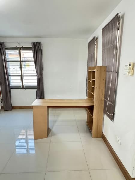 ให้เช่าบ้านเดี่ยว ม.เฮ้าส์ออฟคานารี สวนเสือ ศรีราชา, Chon Buri (Pattaya), Surasak, Si Racha, Chon Buri (Pattaya), 3 Bedrooms, 200 sqm, Single Detached House For Rent, by Dusit Saengfa, 500157710 - DDproperty.com