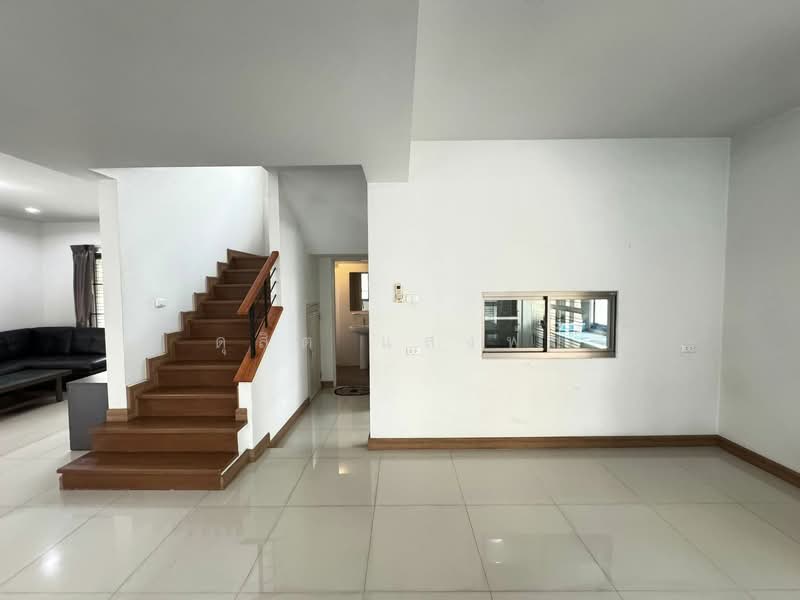 ให้เช่าบ้านเดี่ยว ม.เฮ้าส์ออฟคานารี สวนเสือ ศรีราชา, ชลบุรี, สุรศักดิ์, ศรีราชา, ชลบุรี, 200 ตร.ม., บ้านเดี่ยว ให้เช่า, โดย ดุสิต แสงฟ้า, 500157710 - DDproperty.com