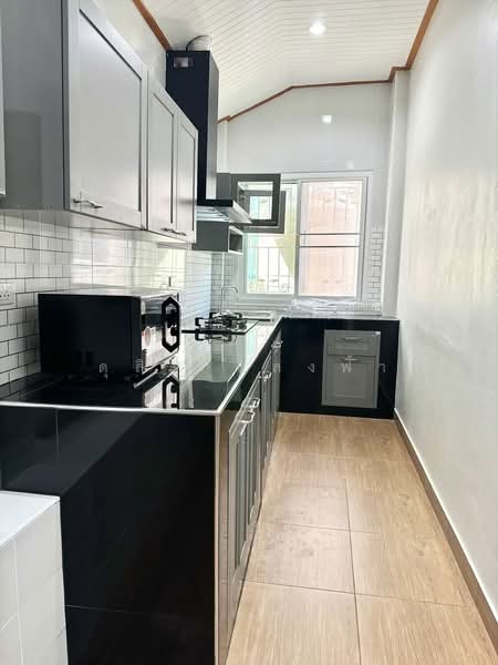 ให้เช่าบ้านเดี่ยว ม.ฟอเรสต้า 5 สวนเสือ ศรีราชา, ชลบุรี, สุรศักดิ์, ศรีราชา, ชลบุรี, 150 ตร.ม., บ้านเดี่ยว ให้เช่า, โดย ดุสิต แสงฟ้า, 500157715 - DDproperty.com