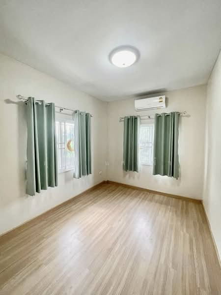 ขายบ้านแฝด ม.มณีรินทร์วิลเลจบางพระ ศรีราชา พร้อมอยู่, ชลบุรี, บางพระ, ศรีราชา, ชลบุรี, 120 ตร.ม., บ้านแฝด ขาย, โดย ดุสิต แสงฟ้า, 500157717 - DDproperty.com